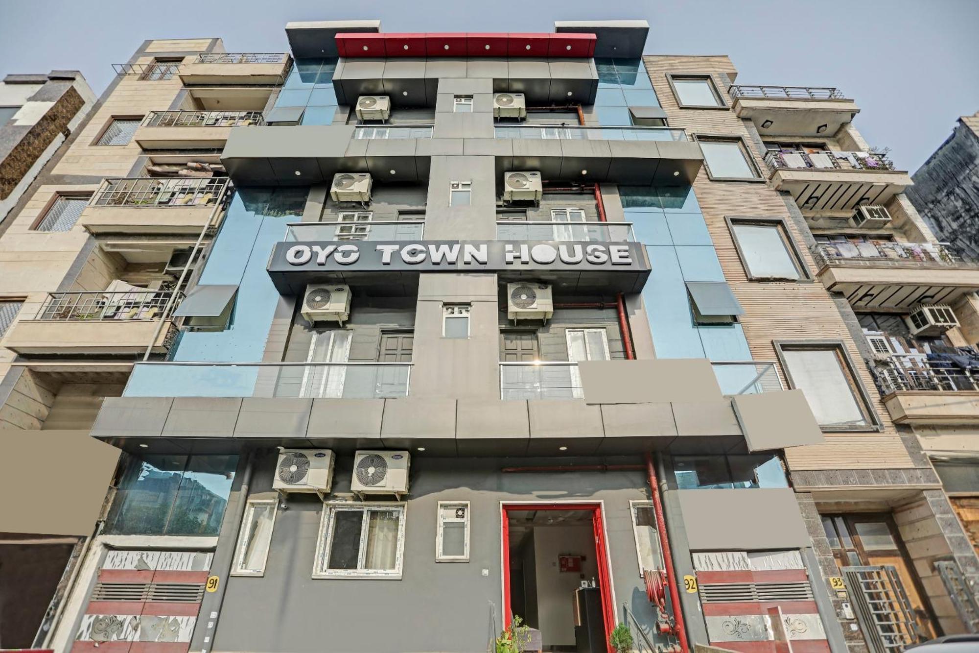 Super Townhouse Mannat Rohini 16 Hotel Delhi  Buitenkant foto
